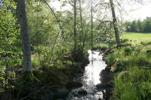 Å i Stensjö by.