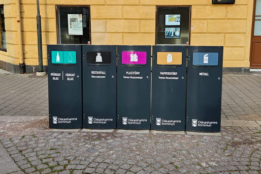 Sorteringskärl för sopor på Stora torget